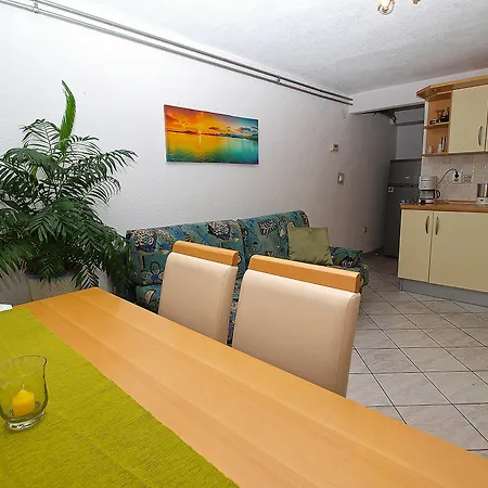 Apartment 770 Medulin